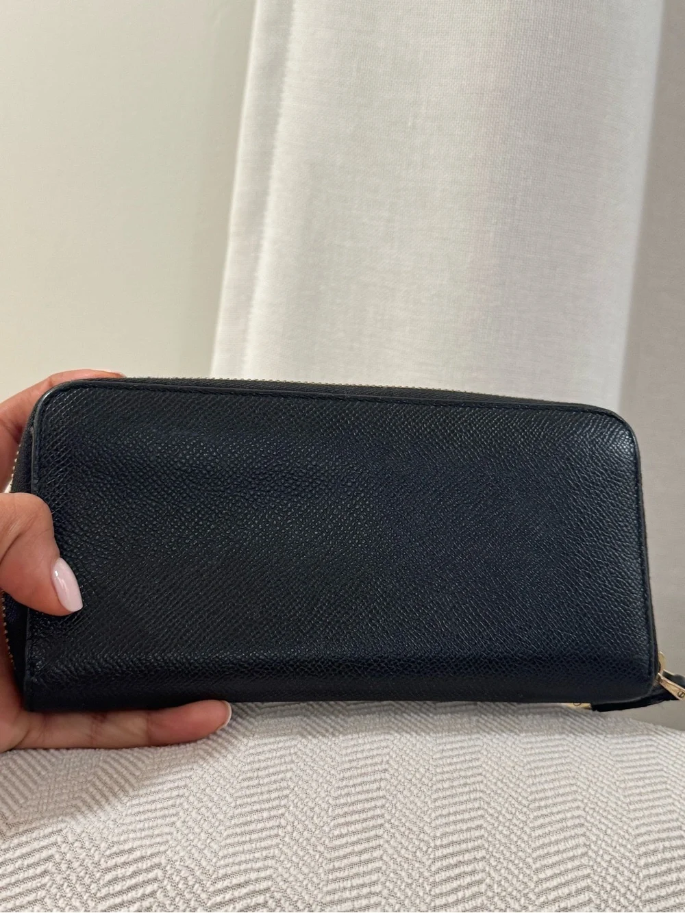 Dior 30 Montaigne Voyageur long wallet black authentic